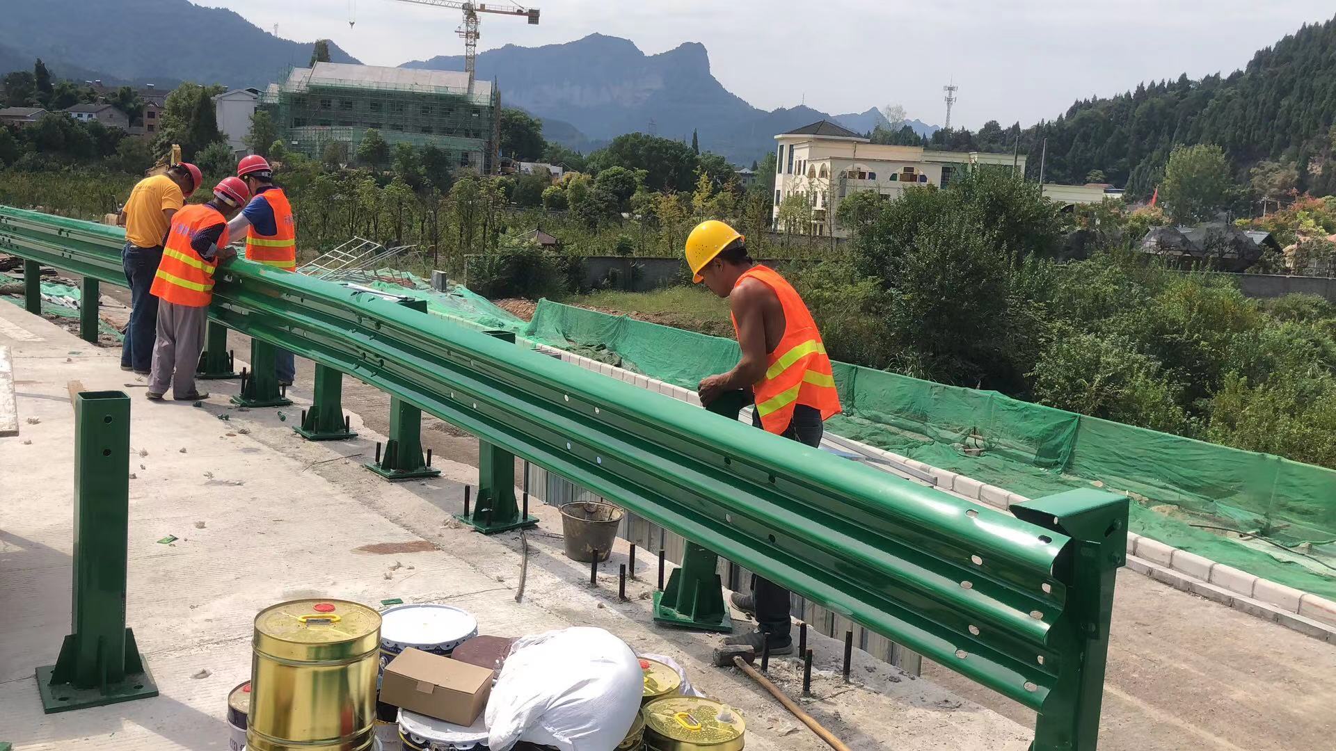 依兰县乡村公路波形护栏热镀锌波形护栏 - 推荐